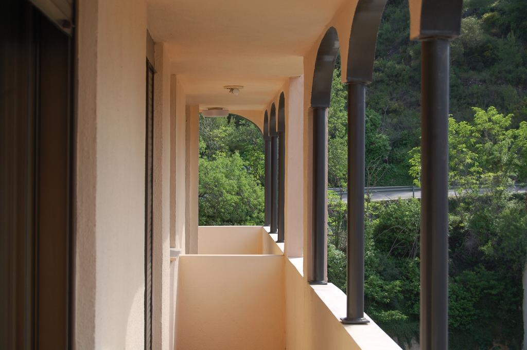Hotel Llucena Lucena del Cid Habitación foto